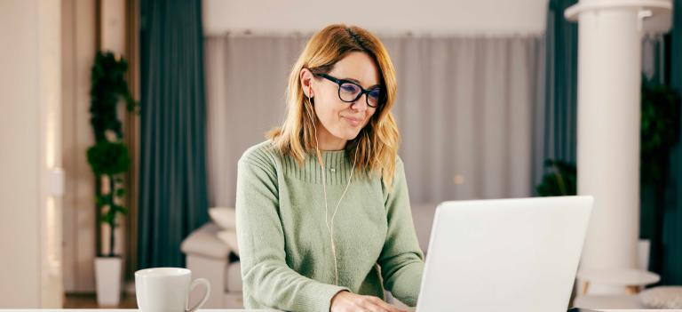 Woman learning online