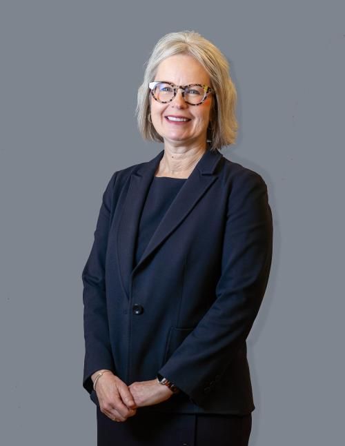 professional photo portrait of Dr. Lisa Kirkpatrick