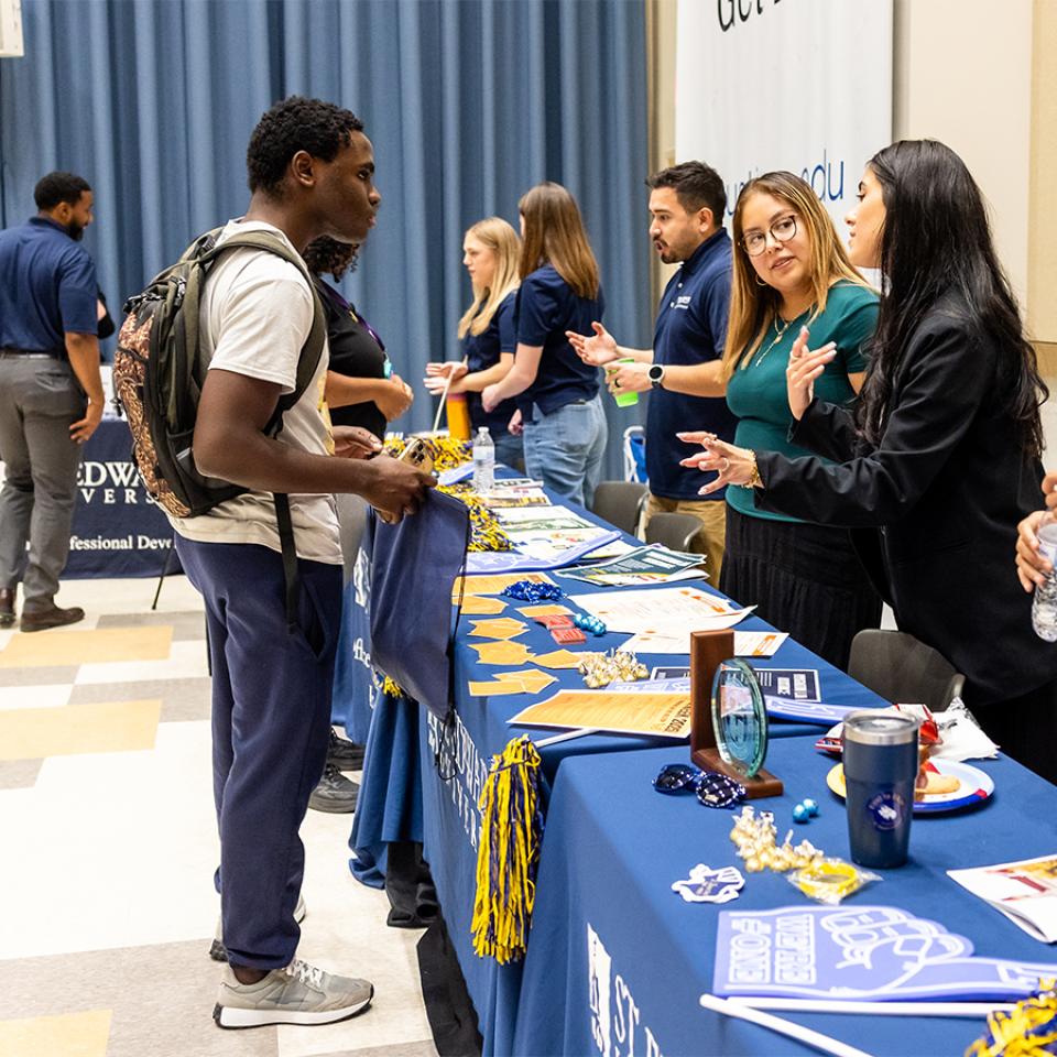 Students engaging at the ACC SEU Transfer Event