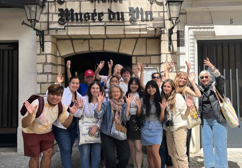 Group of students and faculty in Paris