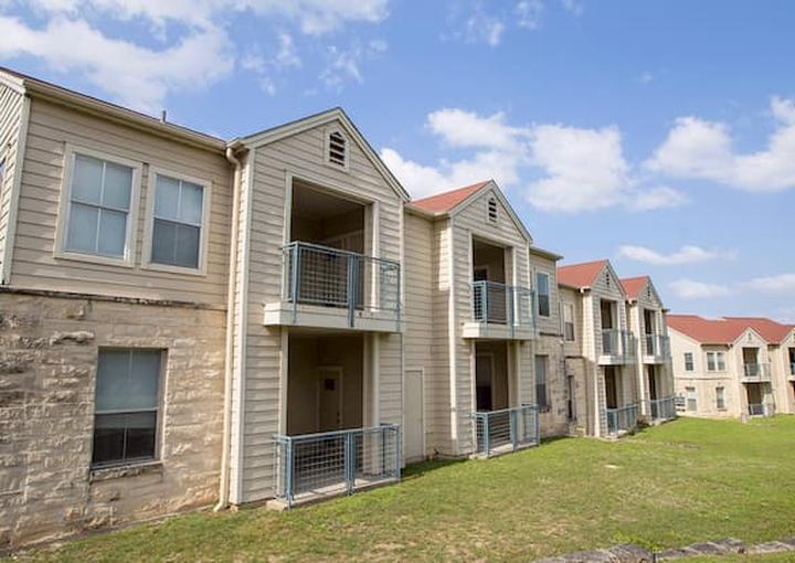 Take a Virtual Tour of Our Residence Halls St. Edward's University in