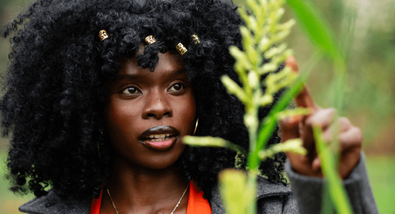 Student Agatha Ais ’27