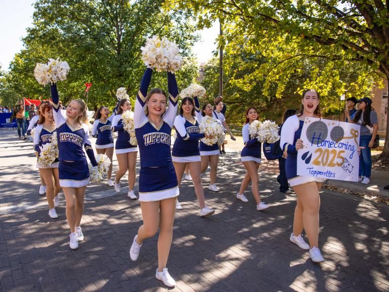 SEU Topper Cheerleaders during the Homecoming Parade