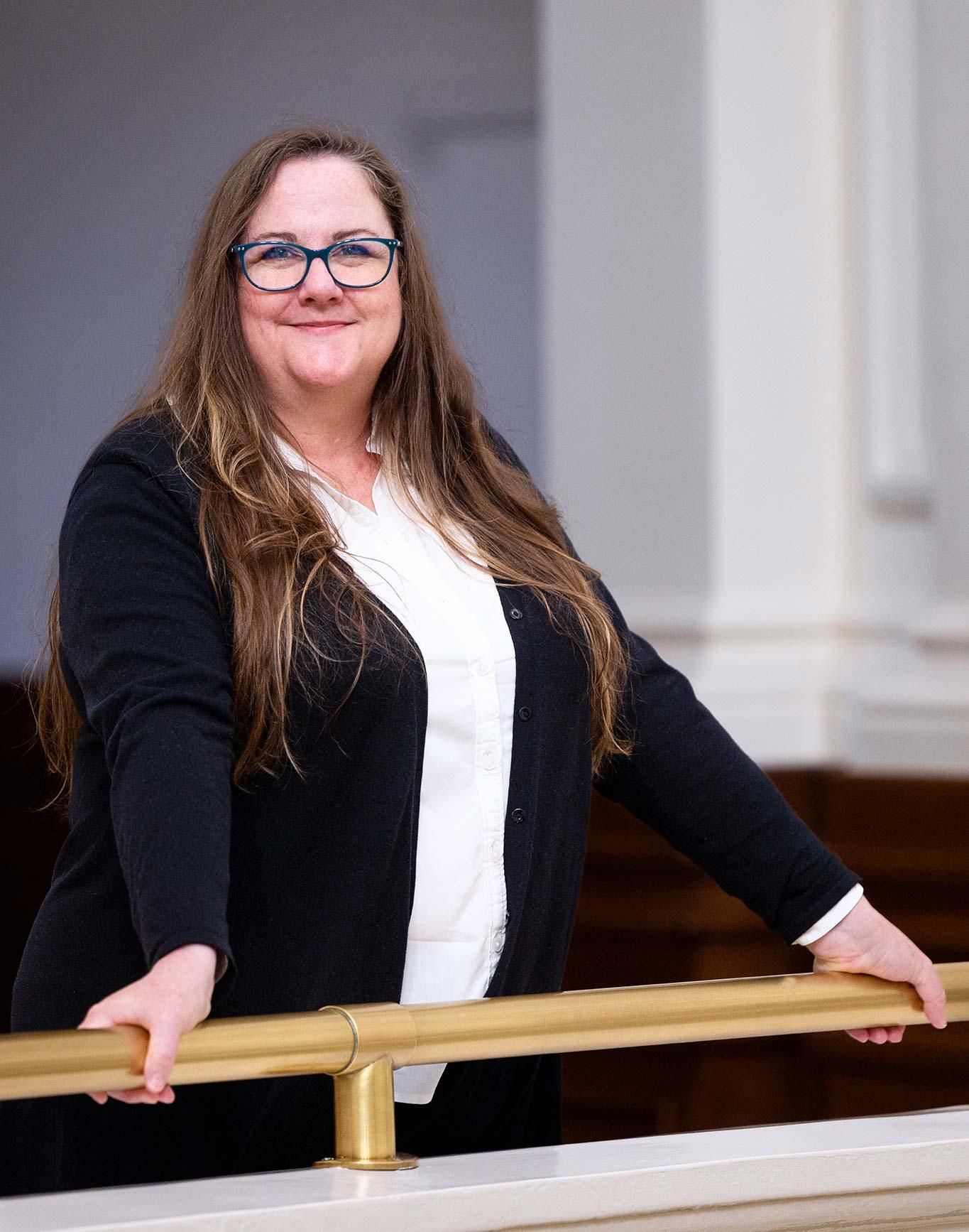 Leah Pinney standing headshot photo.