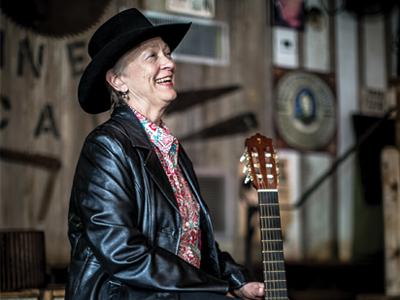 Cynthia Naples dressed as Johnny Cash