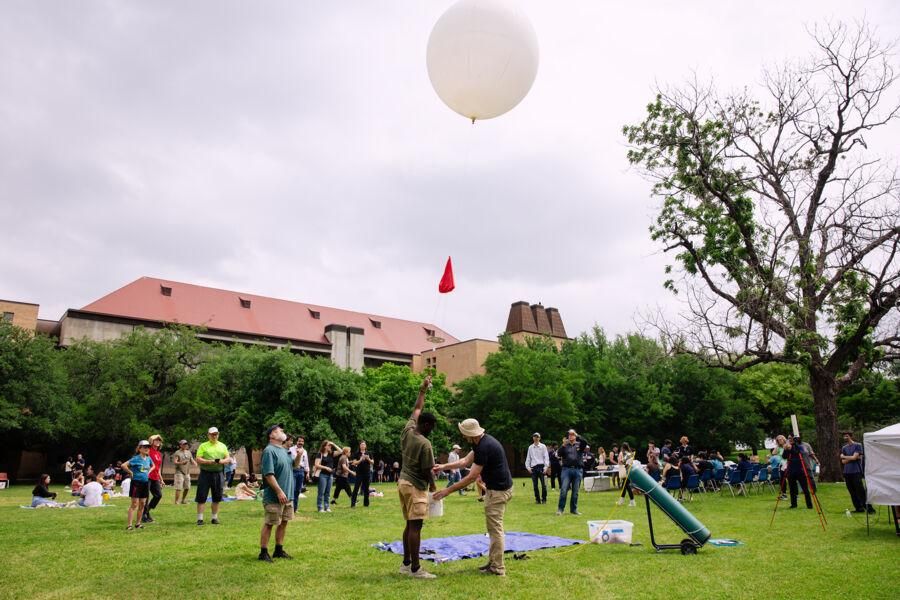 Students release weather balloon on campus for field research