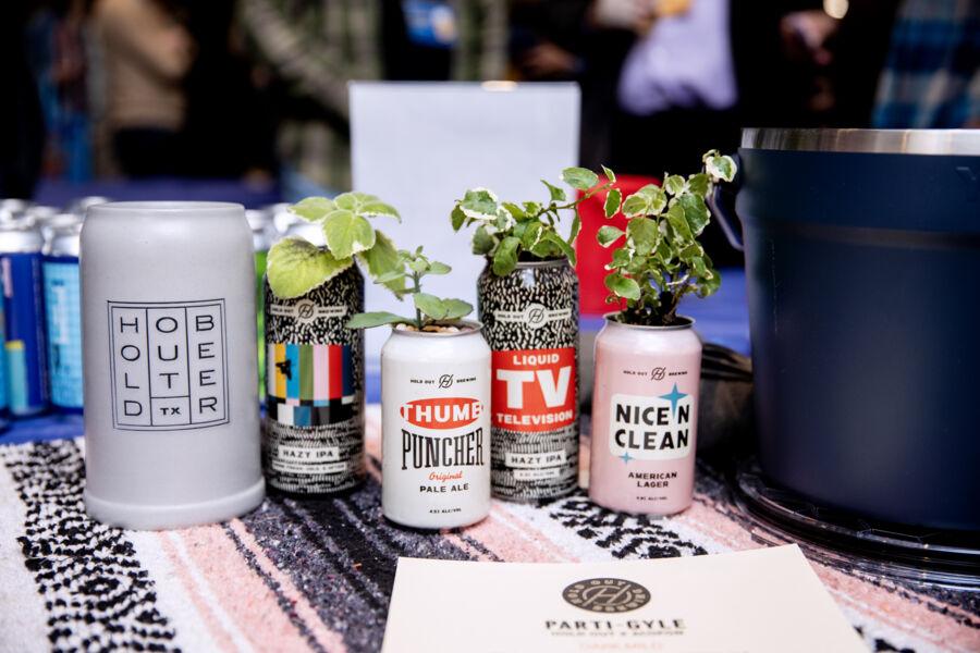 A showcase of beer from Hold Out Brewing