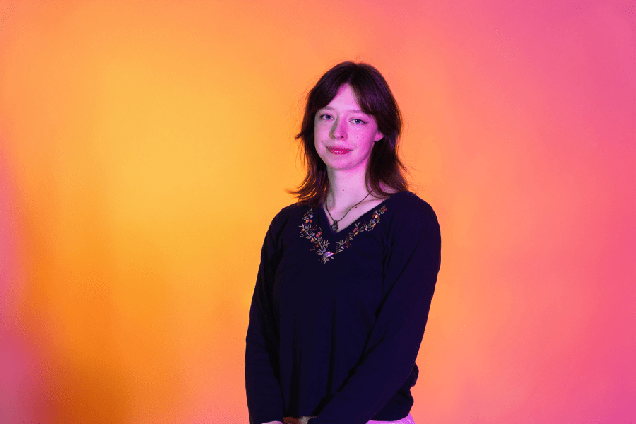 Alumni, Scarlett Houser