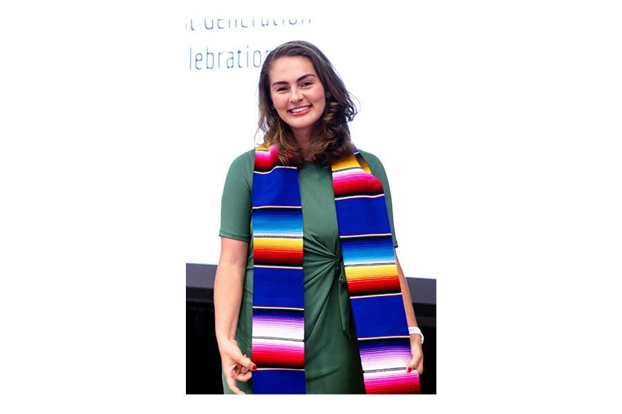 Emma Viquez '23, International Business